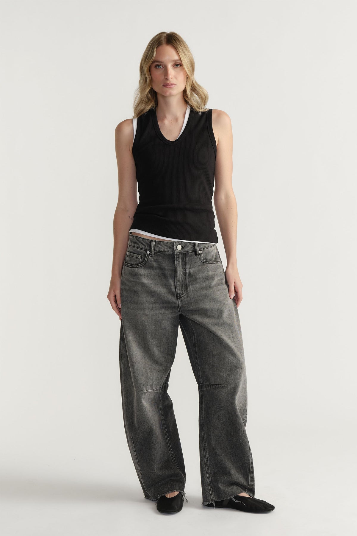 D-Luxe Ribbed Scoop Tank