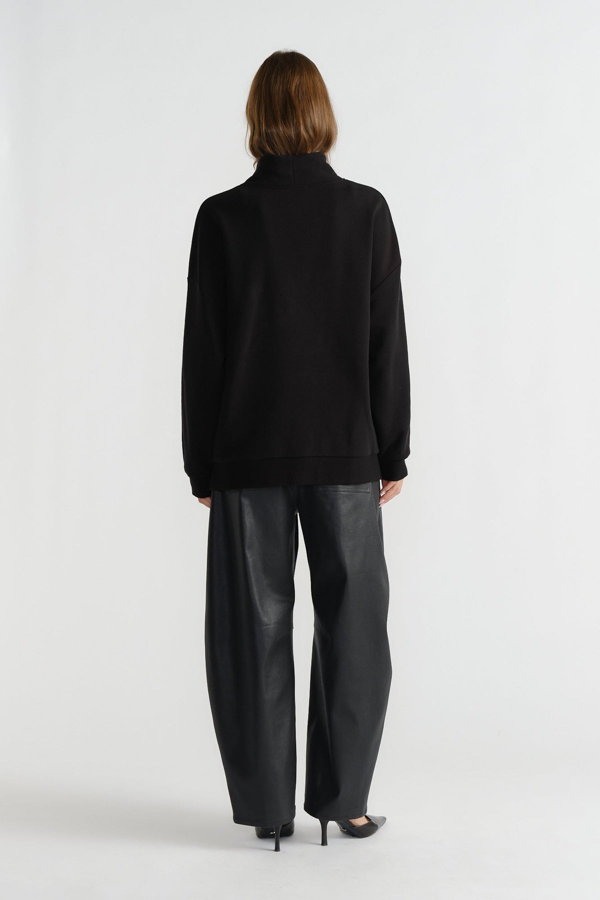 D-Luxe Sparkle Mock Neck Sweat