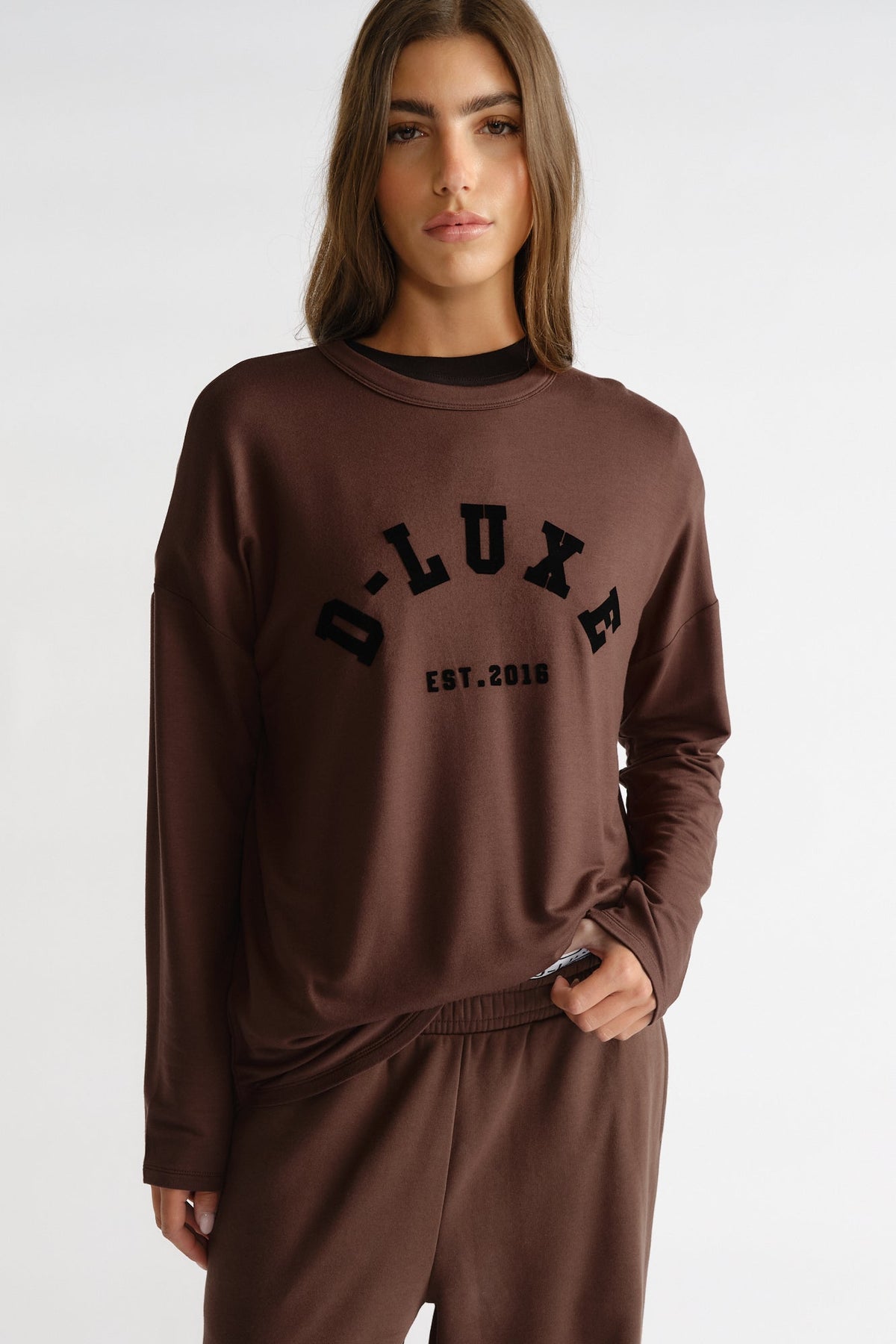 D-Luxe Long Sleeve Logo Top