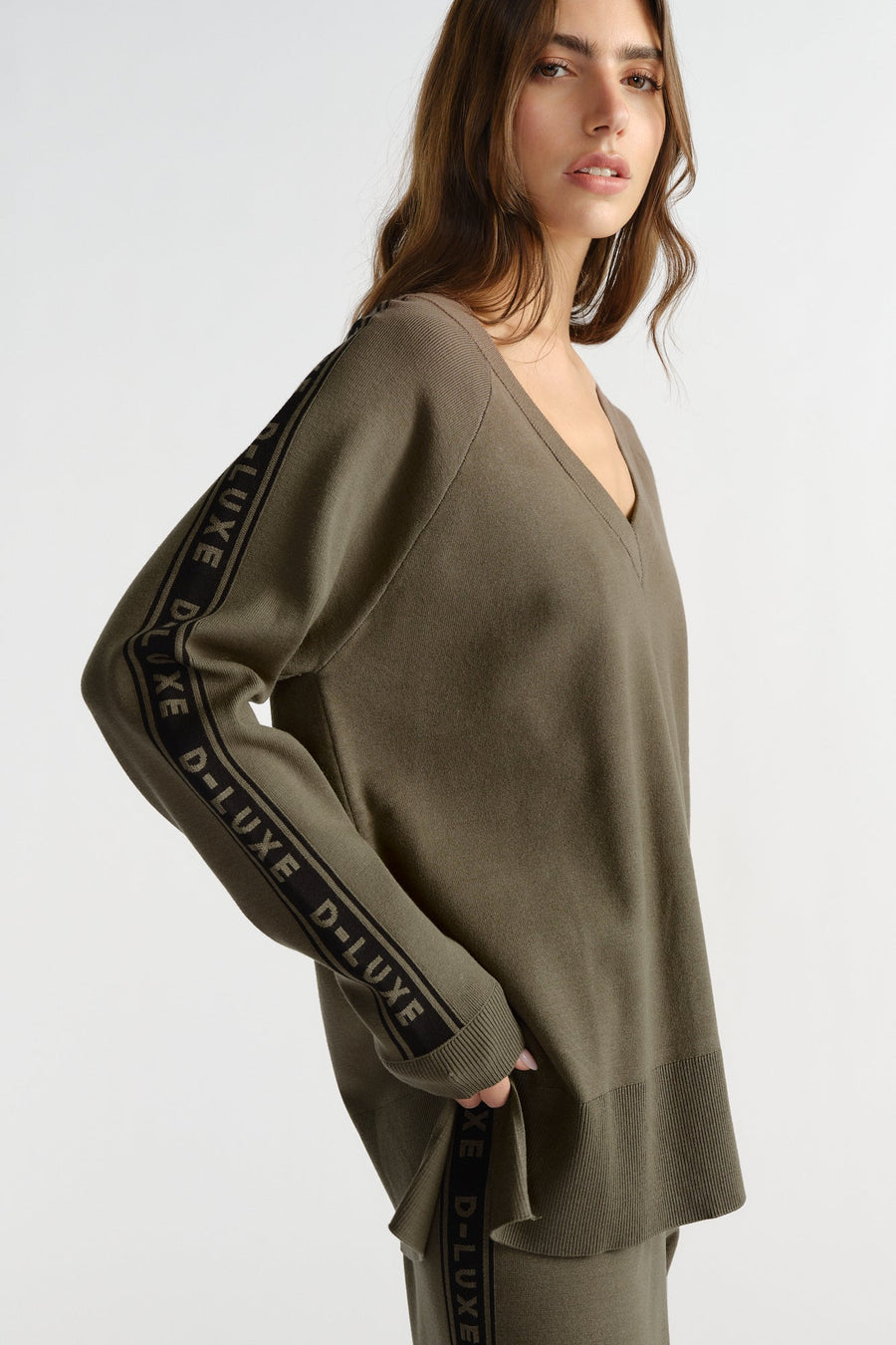 D-Luxe Logo Panel Knit Top