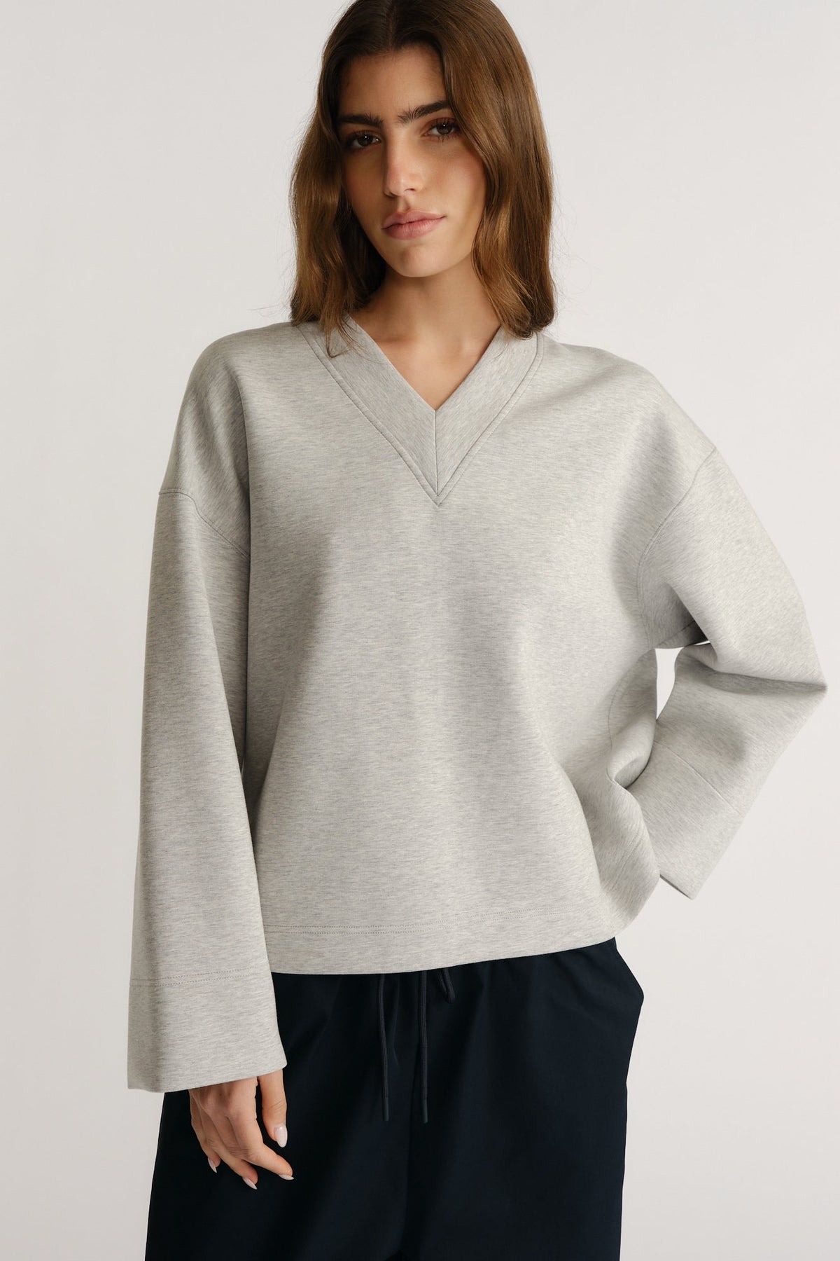 D-Luxe Neoprene V Neck Sweat