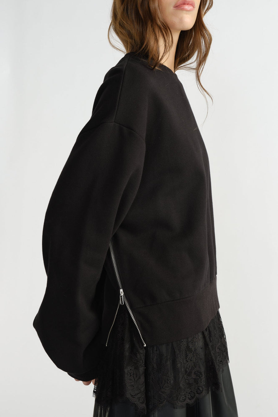 D-Luxe Lace Sweatshirt