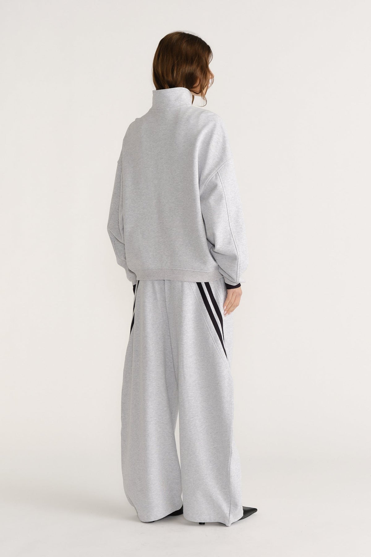 D-Luxe Quarter Zip Sweat
