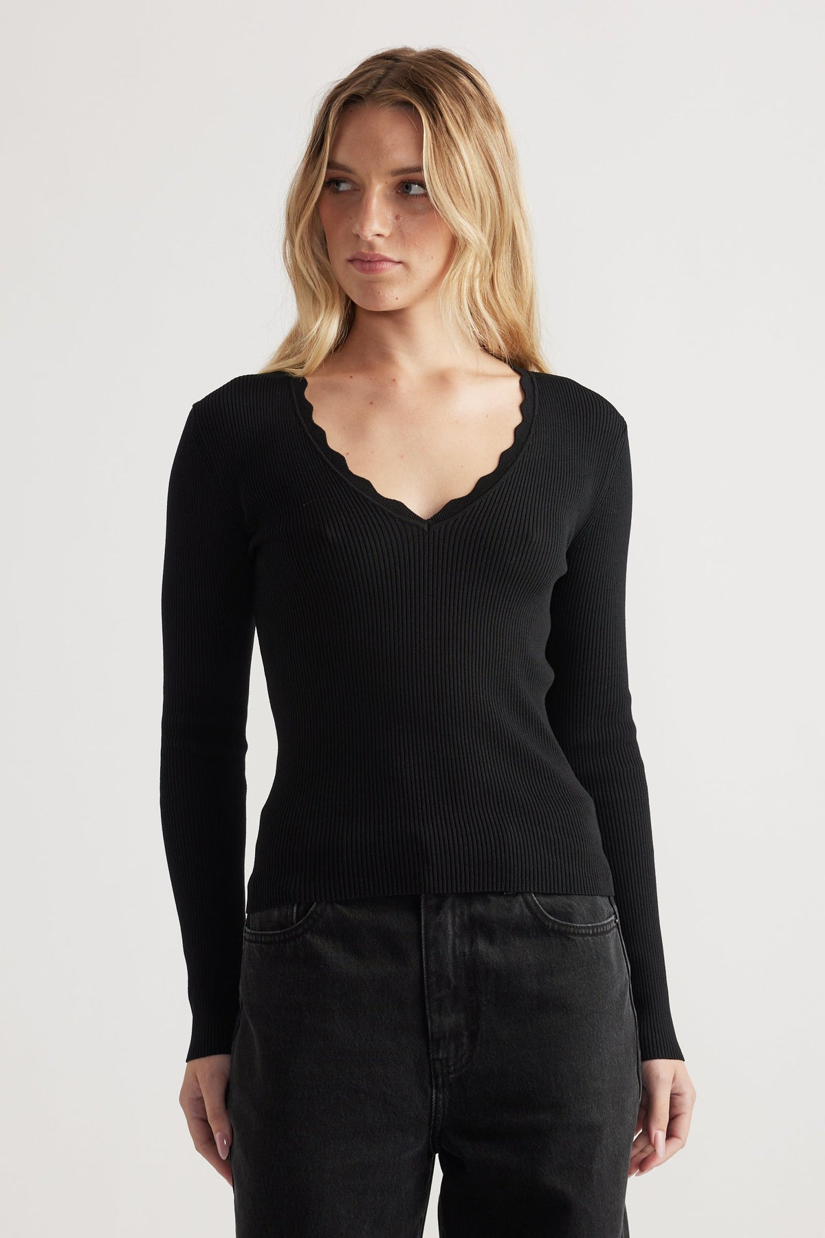 Kai V Neck Long Sleeve Top