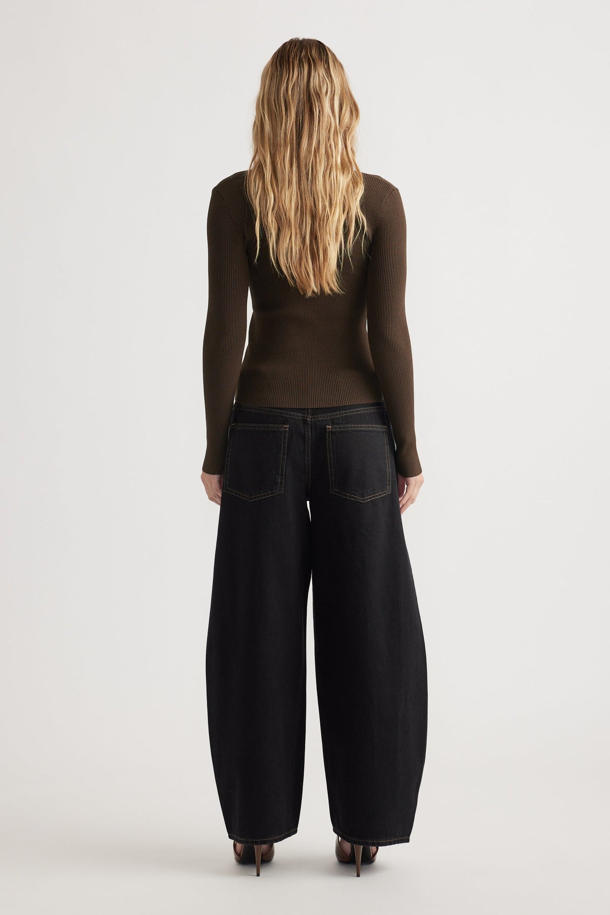 Kai V Neck Long Sleeve Top