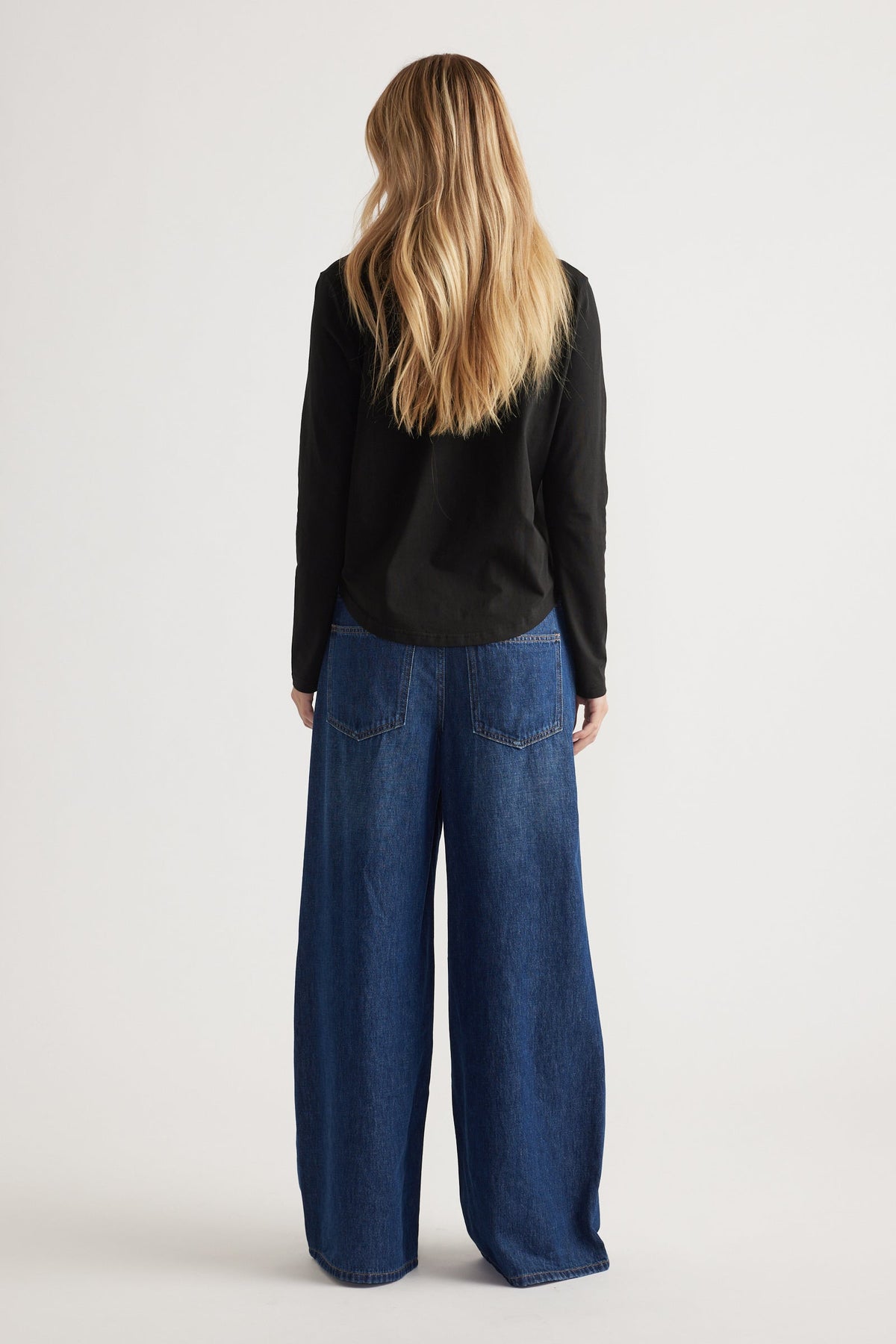 Imogen V Neck Long Sleeve