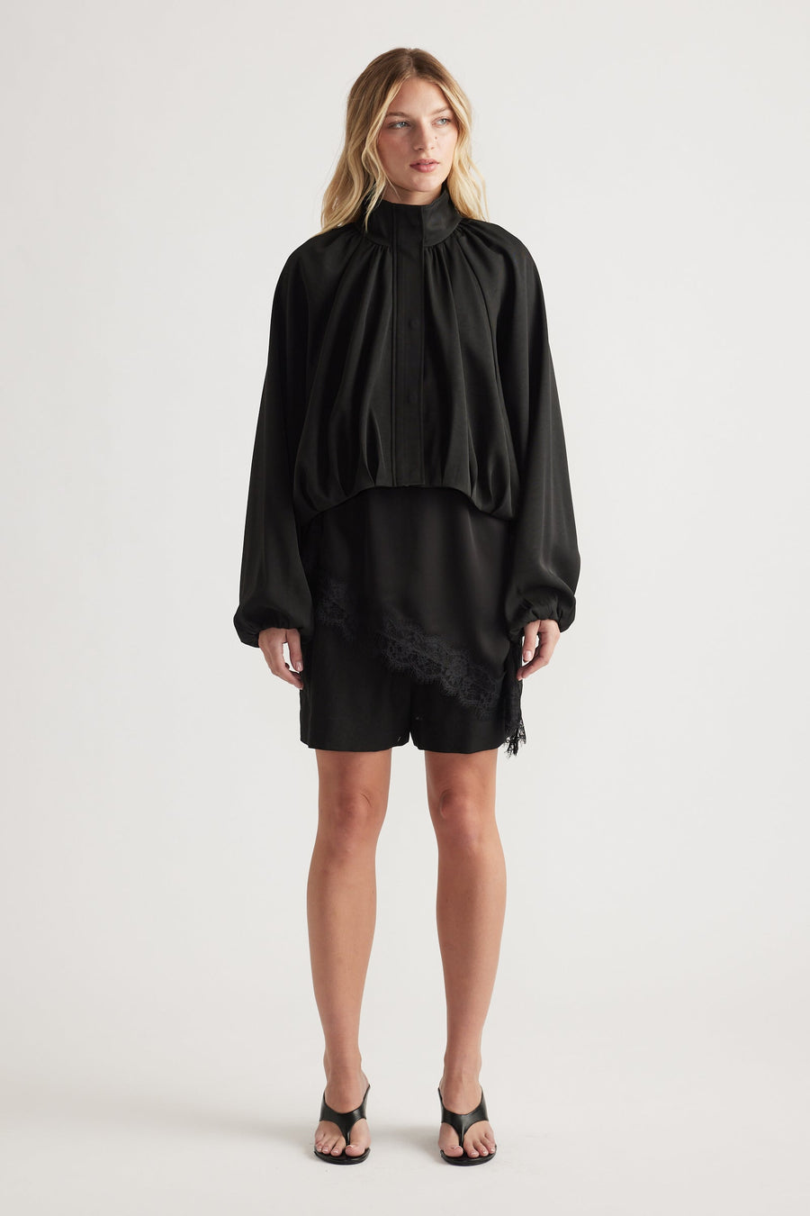 Amelia Linen Blend Short