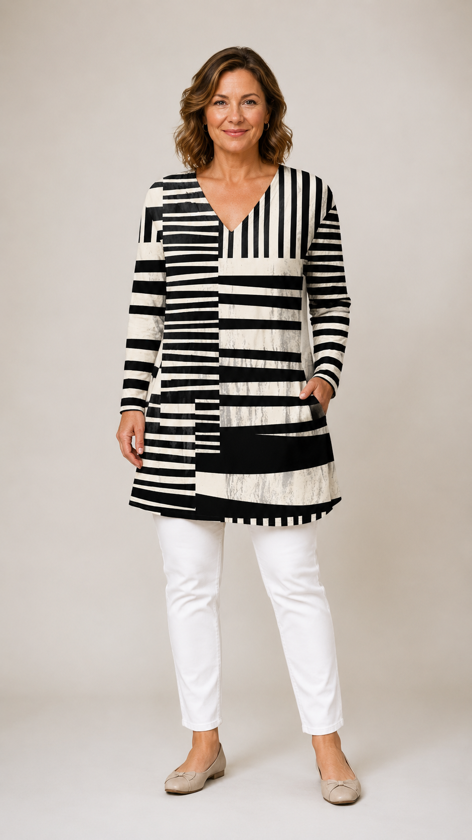 Willow| Long Blouse with V-Neck