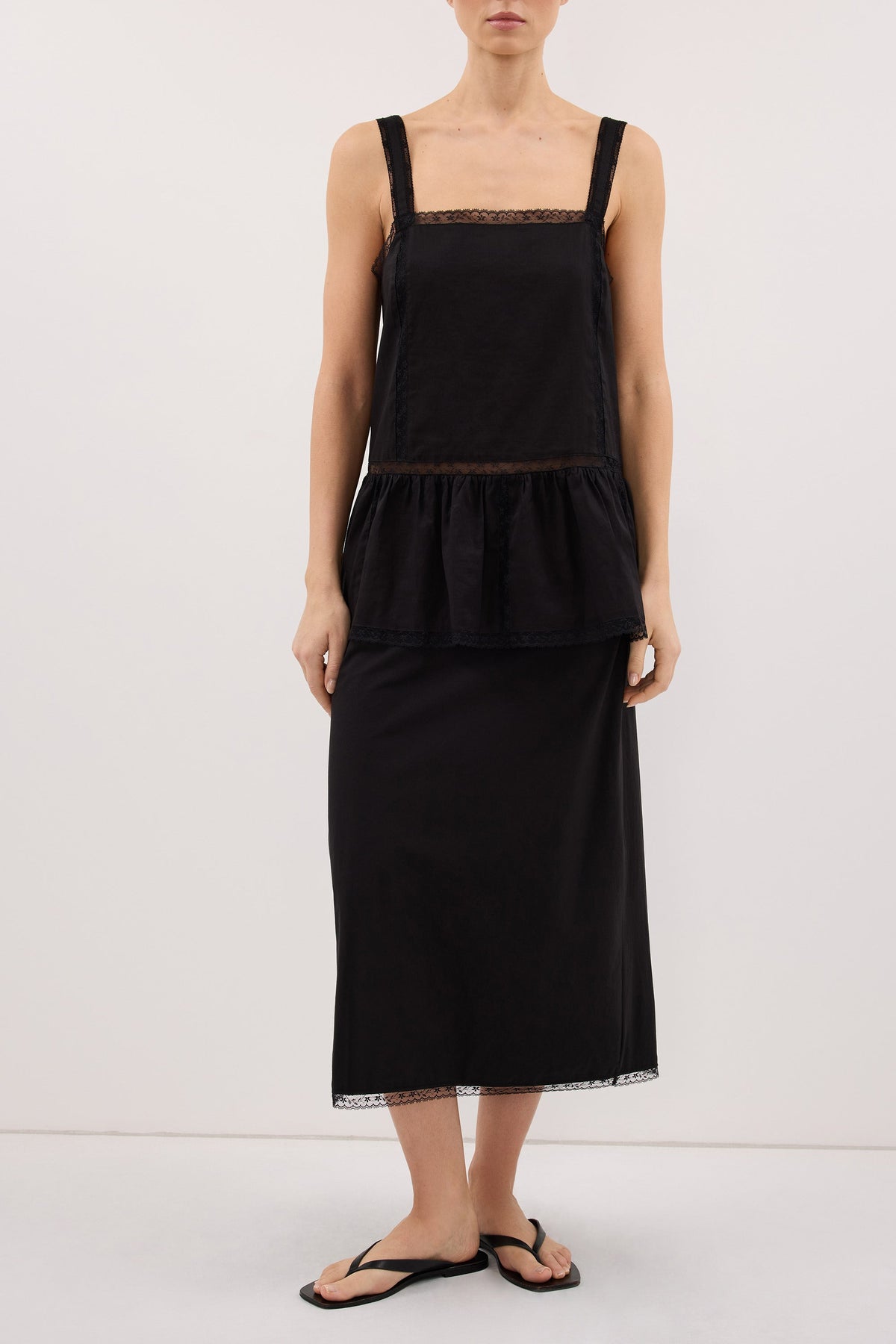 ROSIN BLACK KNEE LENGTH SKIRT