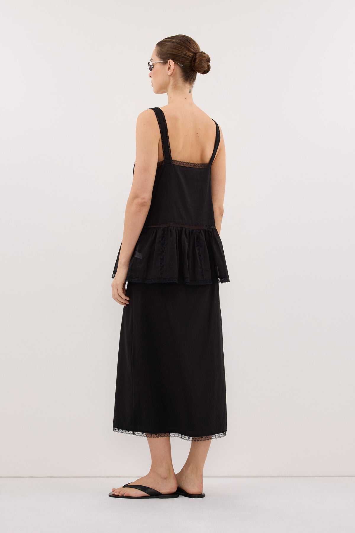 ROSIN BLACK KNEE LENGTH SKIRT