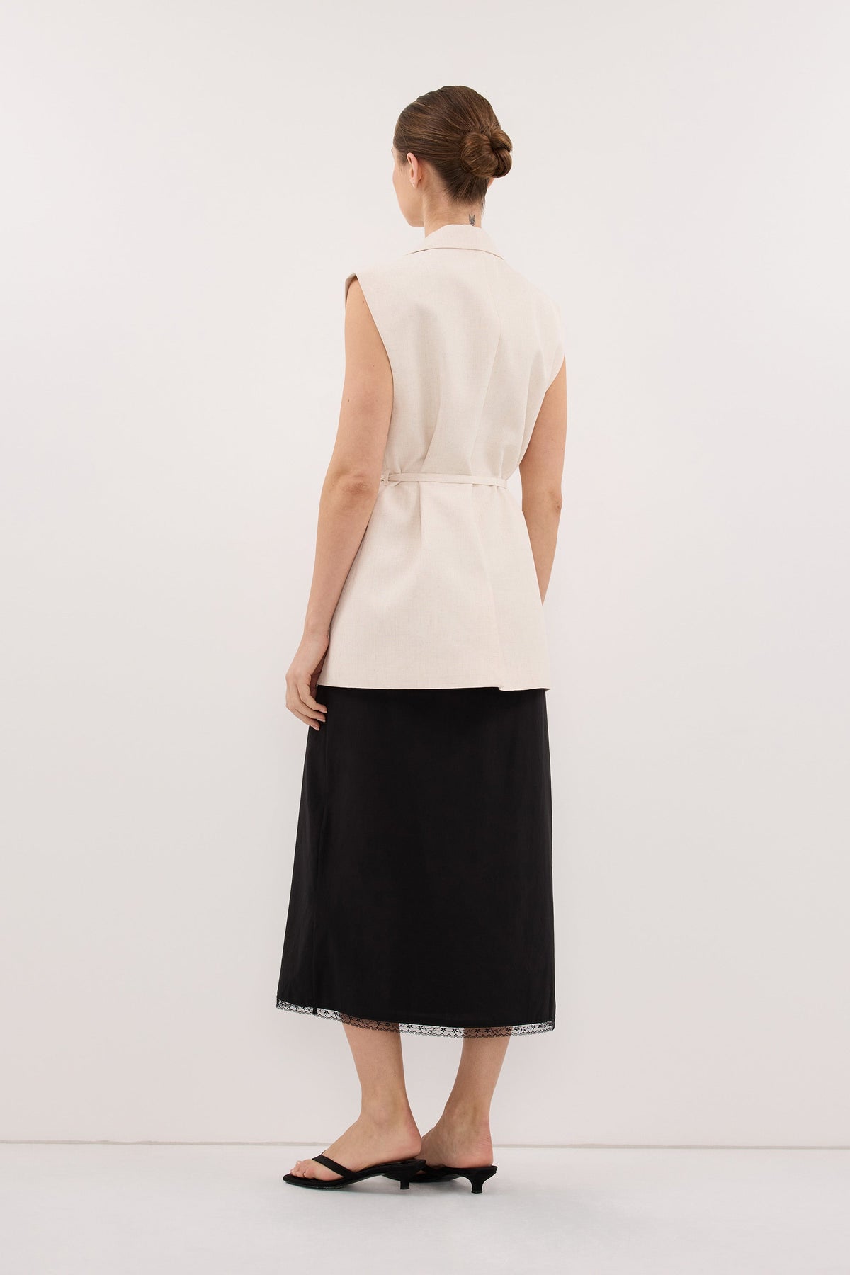 ROSIN BLACK KNEE LENGTH SKIRT