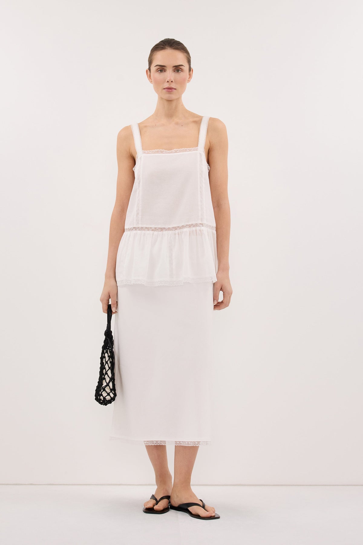ROSIN WHITE KNEE LENGTH SKIRT