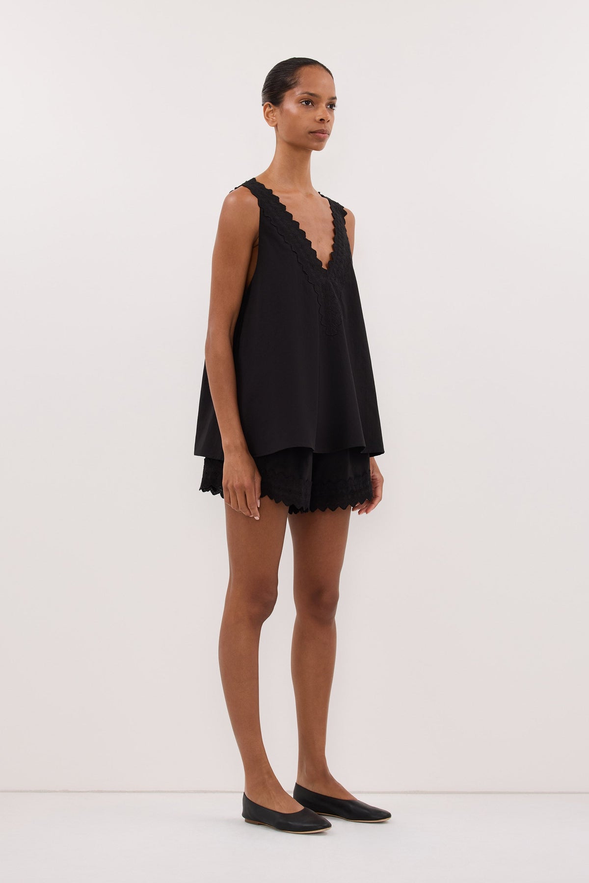 ANNABEL BLACK SHORTS