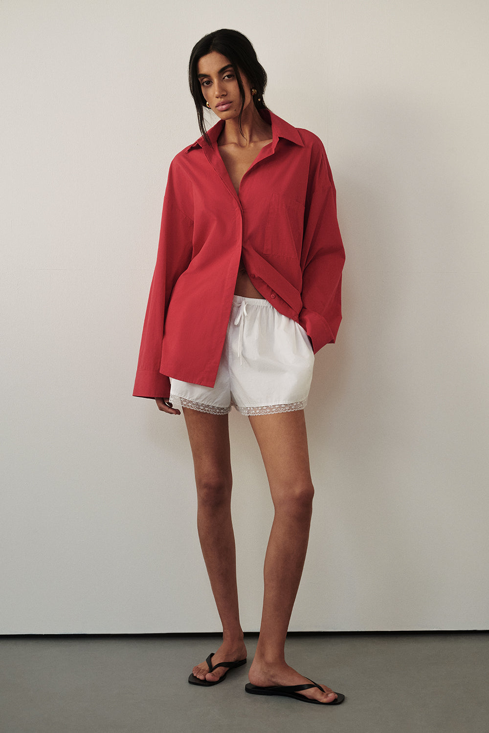ROSIN WHITE LACE TRIM SHORT