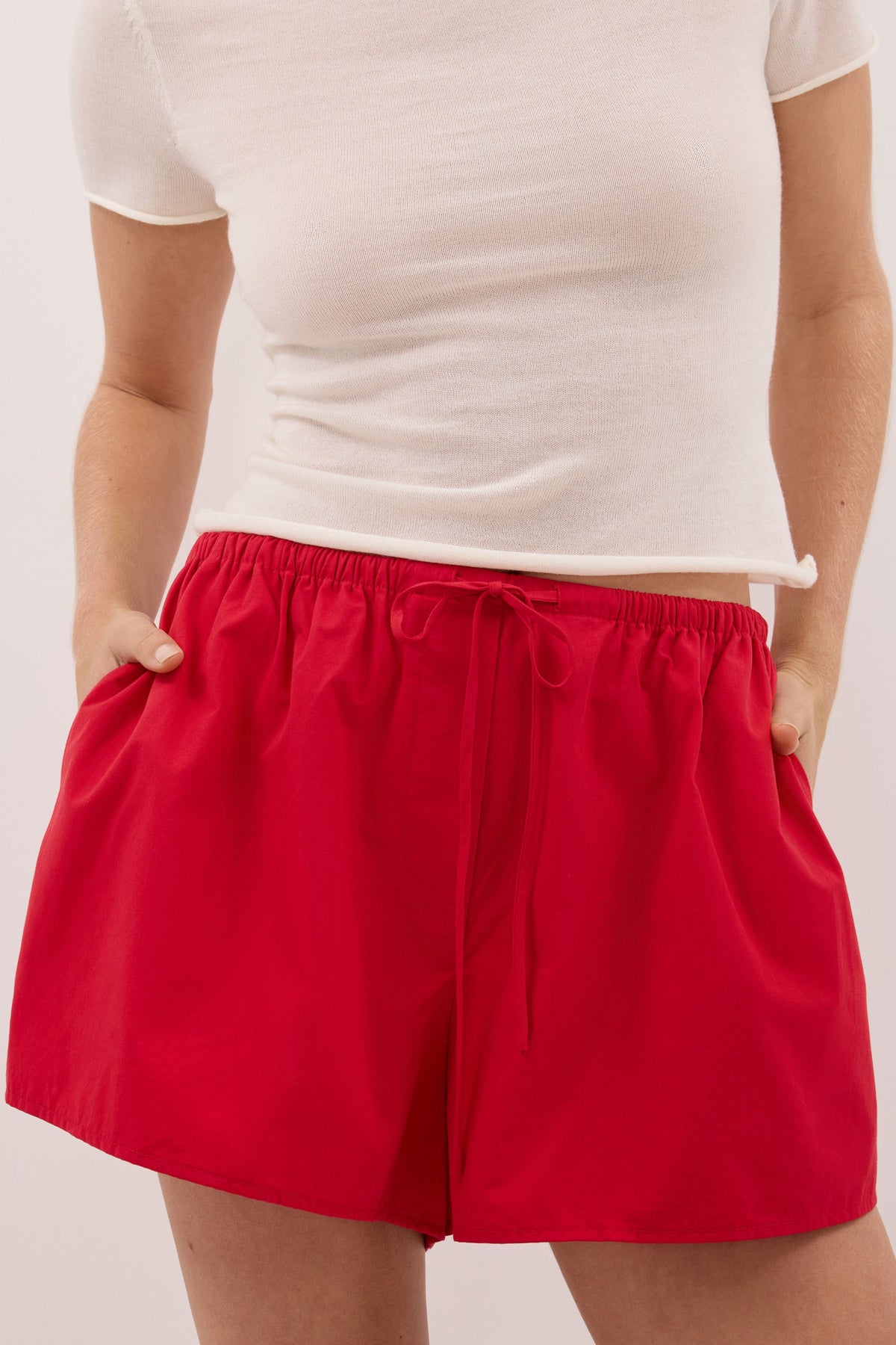INA RED LIGHTWEIGHT COTTON SHORT