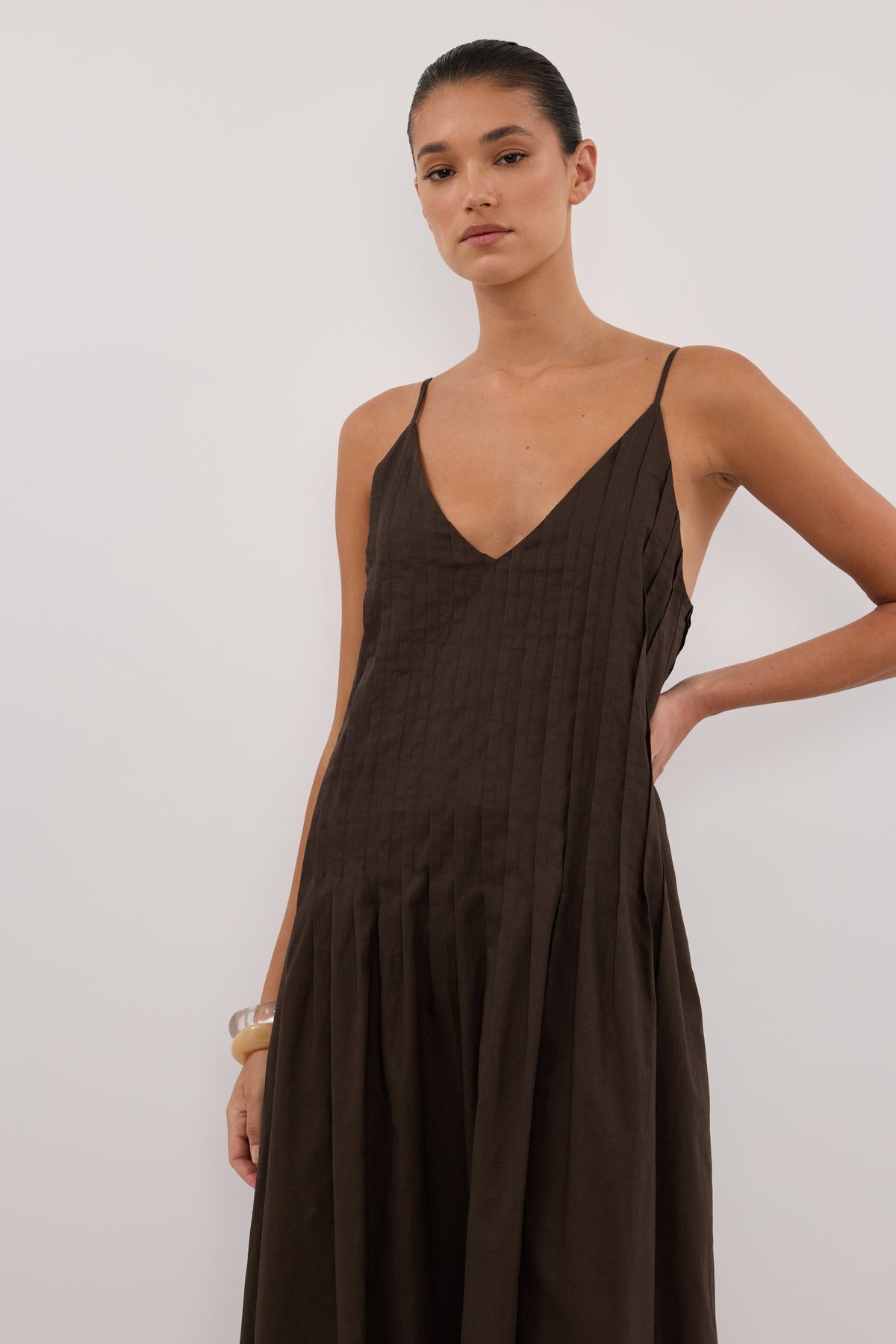 TAHLIA BITTER CHOC LINEN BLEND MAXI DRESS