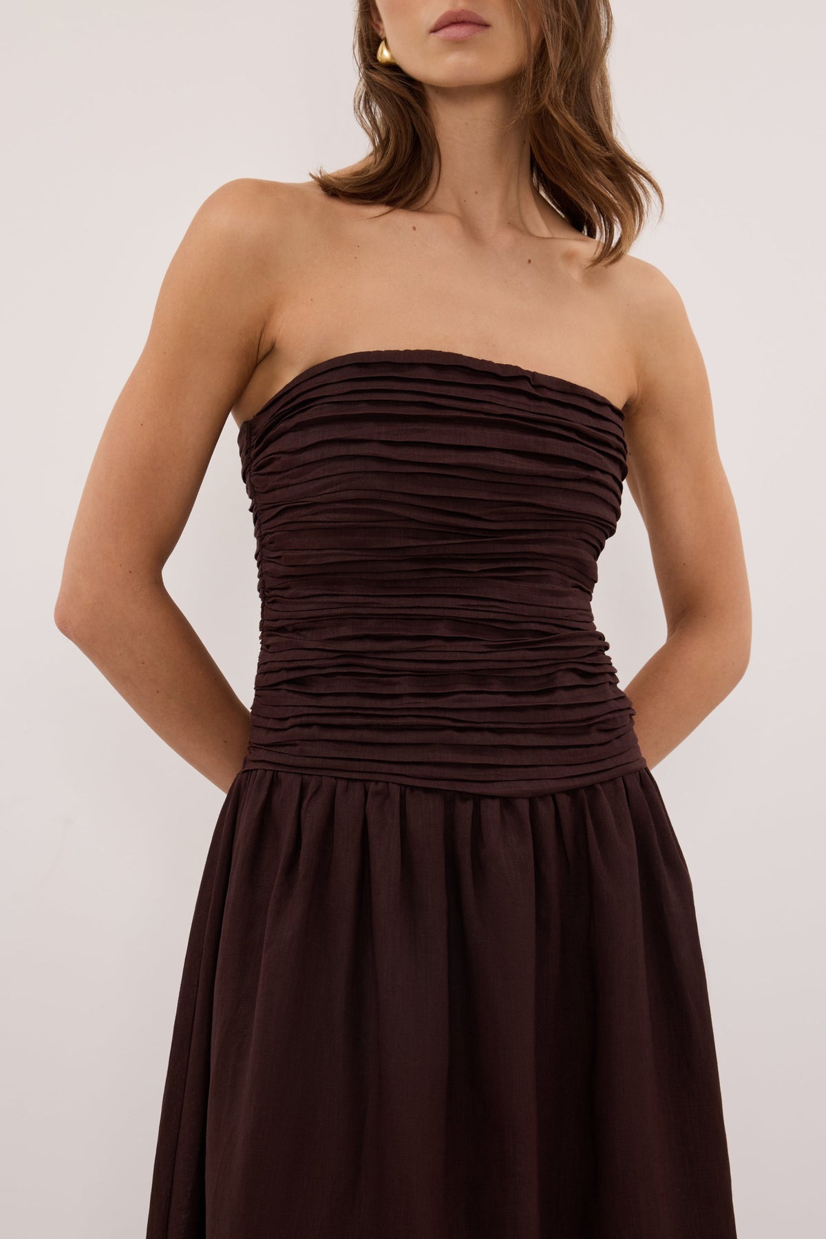 AUBRIELLA BURNT CHOC LINEN MIDI DRESS