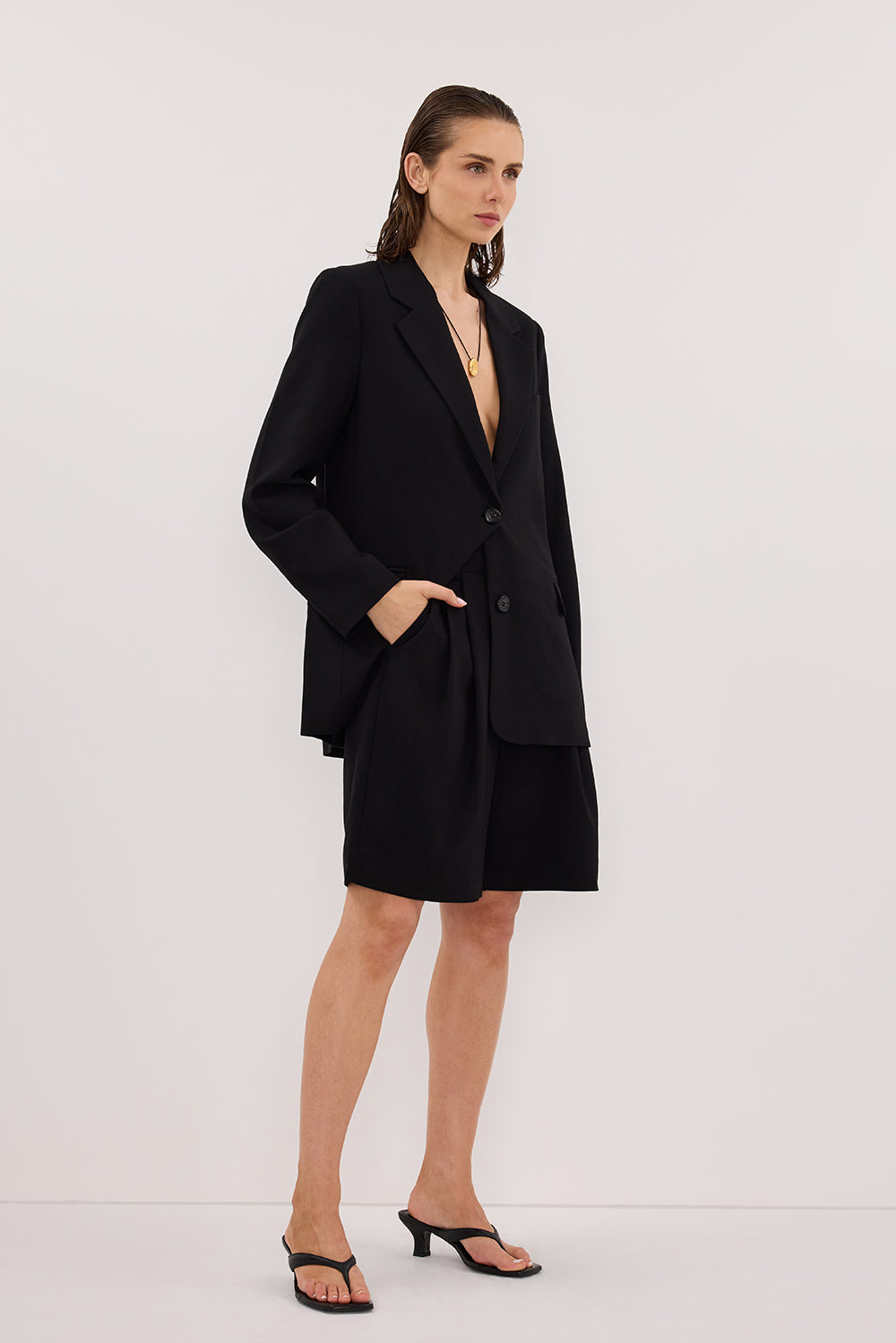 LIZA BLACK TAILORED BERMUDA SHORT