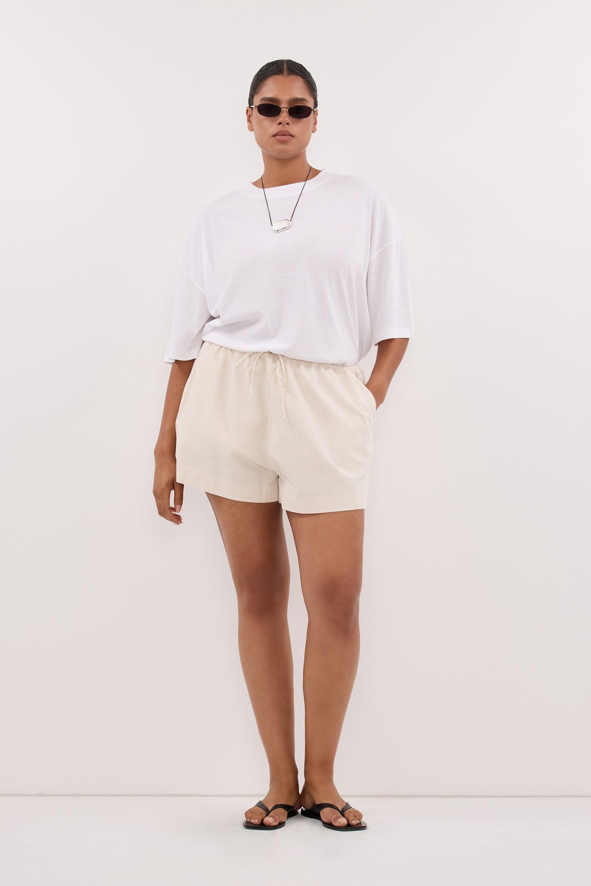 RORY IVORY LIGHTWEIGHT TRACK SHORT