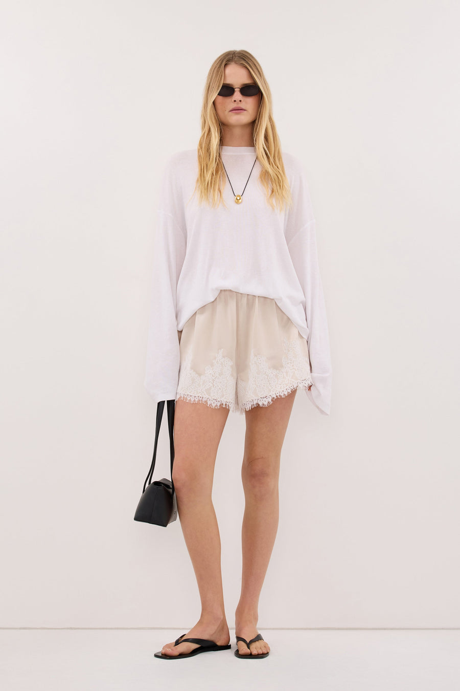 SELENE OYSTER SATIN SHORT