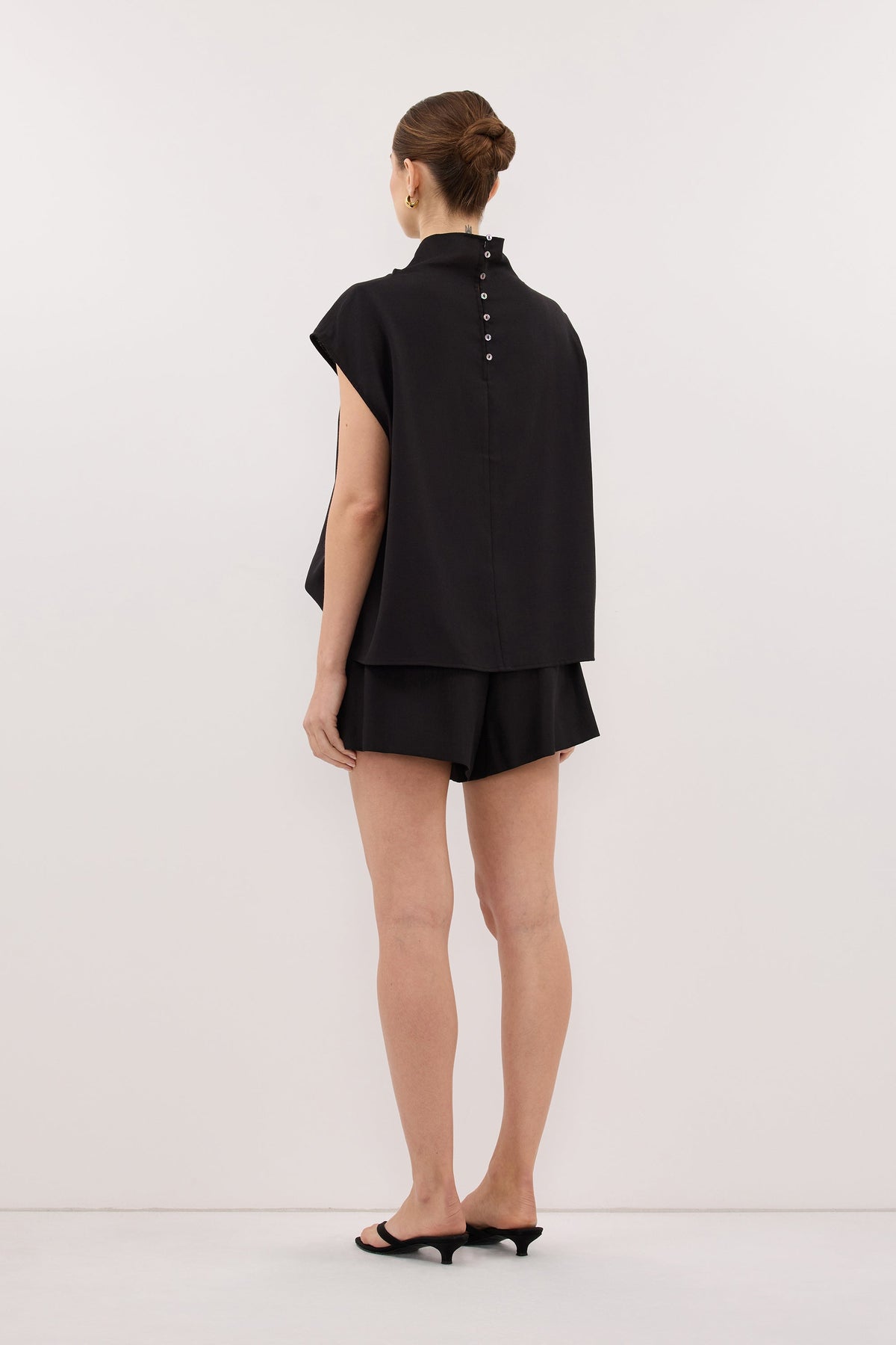 CALIA BLACK DRAWSTRING SHORT