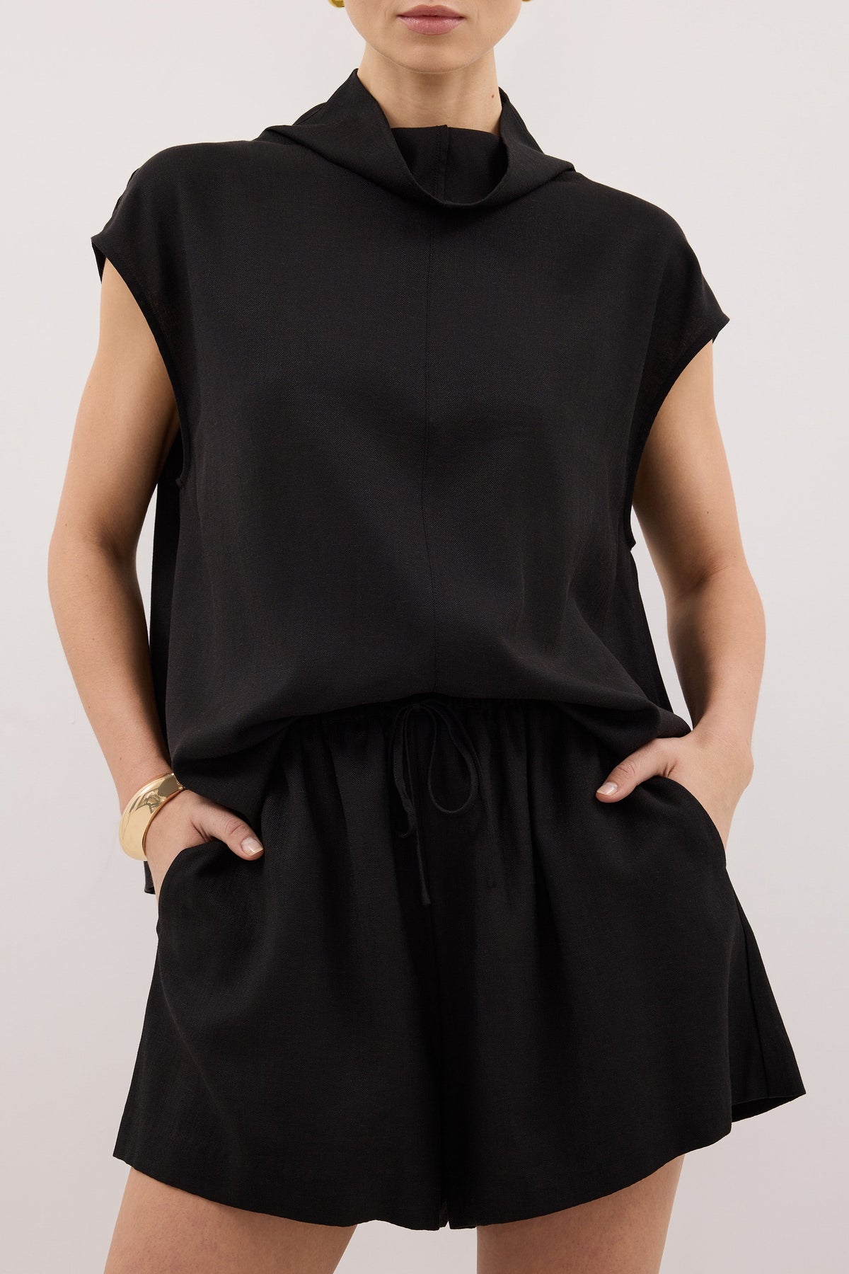 CALIA BLACK DRAWSTRING SHORT