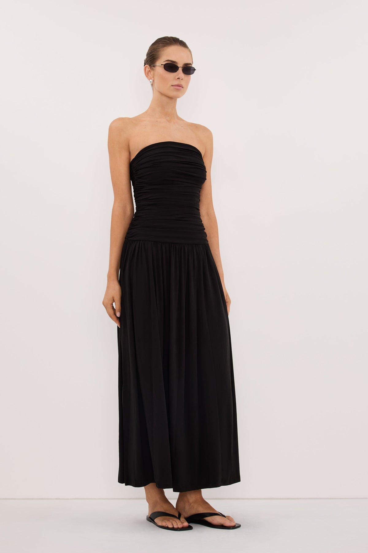 SHARI BLACK STRAPLESS BANDEAU MIDI DRESS