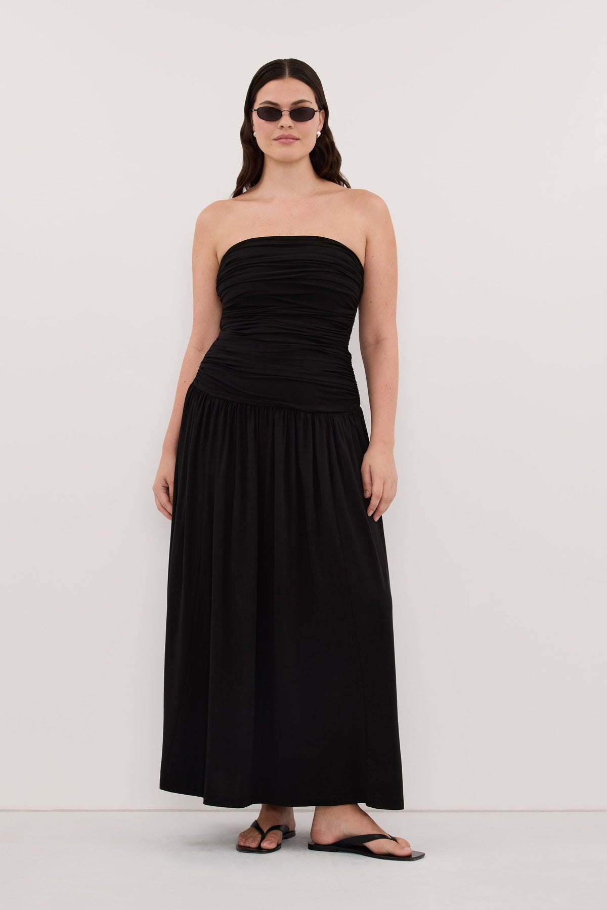SHARI BLACK STRAPLESS BANDEAU MIDI DRESS