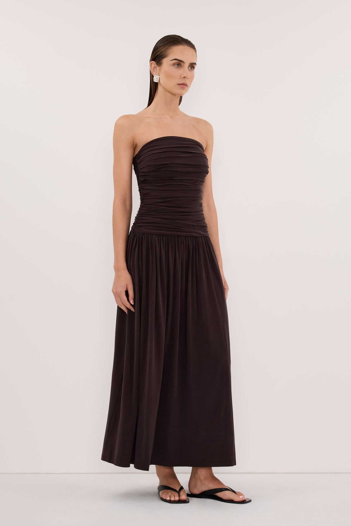 SHARI BURNT CHOC STRAPLESS BANDEAU MIDI DRESS