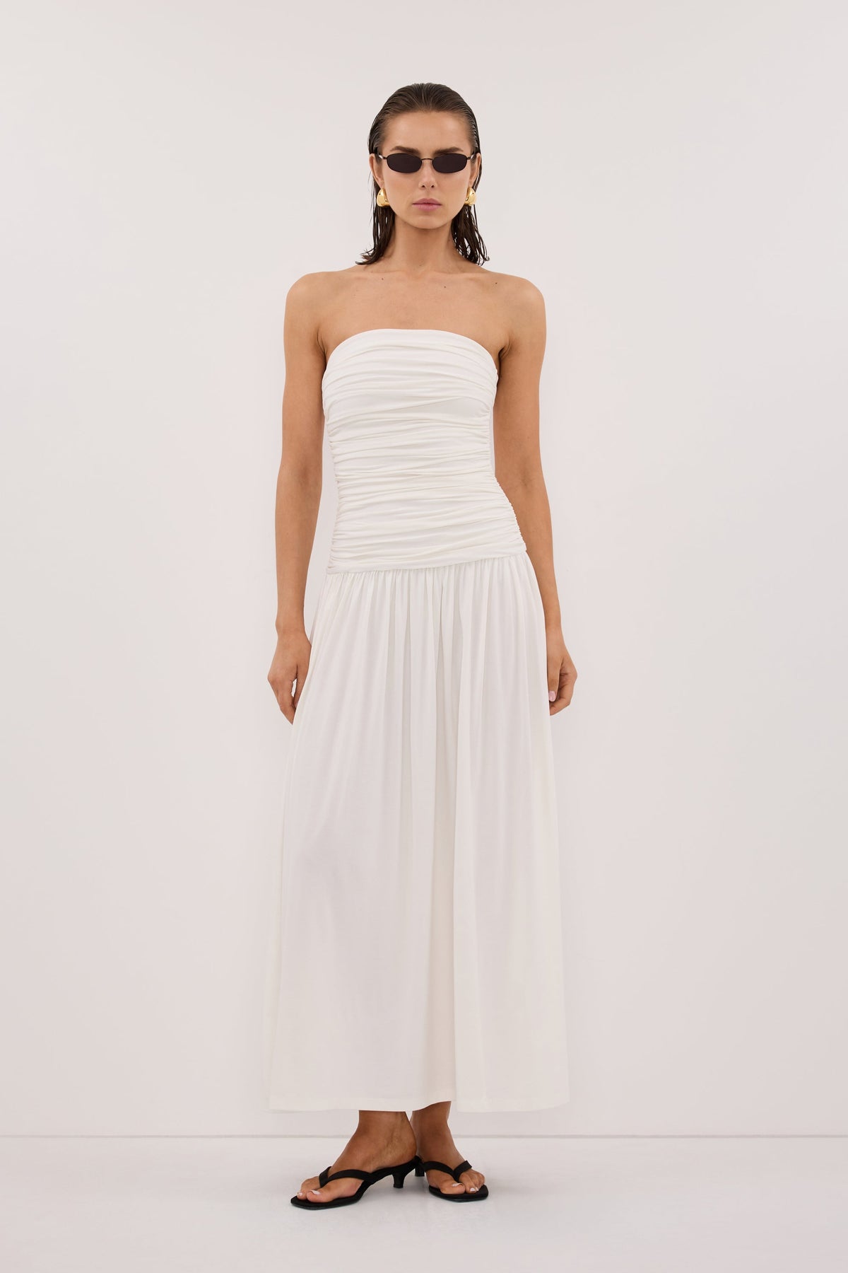 SHARI OFF WHITE STRAPLESS BANDEAU MIDI DRESS
