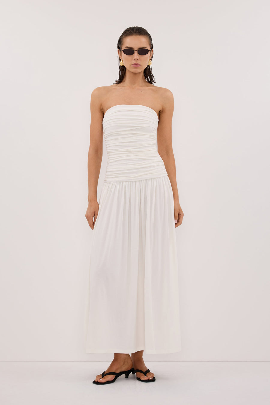 SHARI OFF WHITE STRAPLESS BANDEAU MIDI DRESS